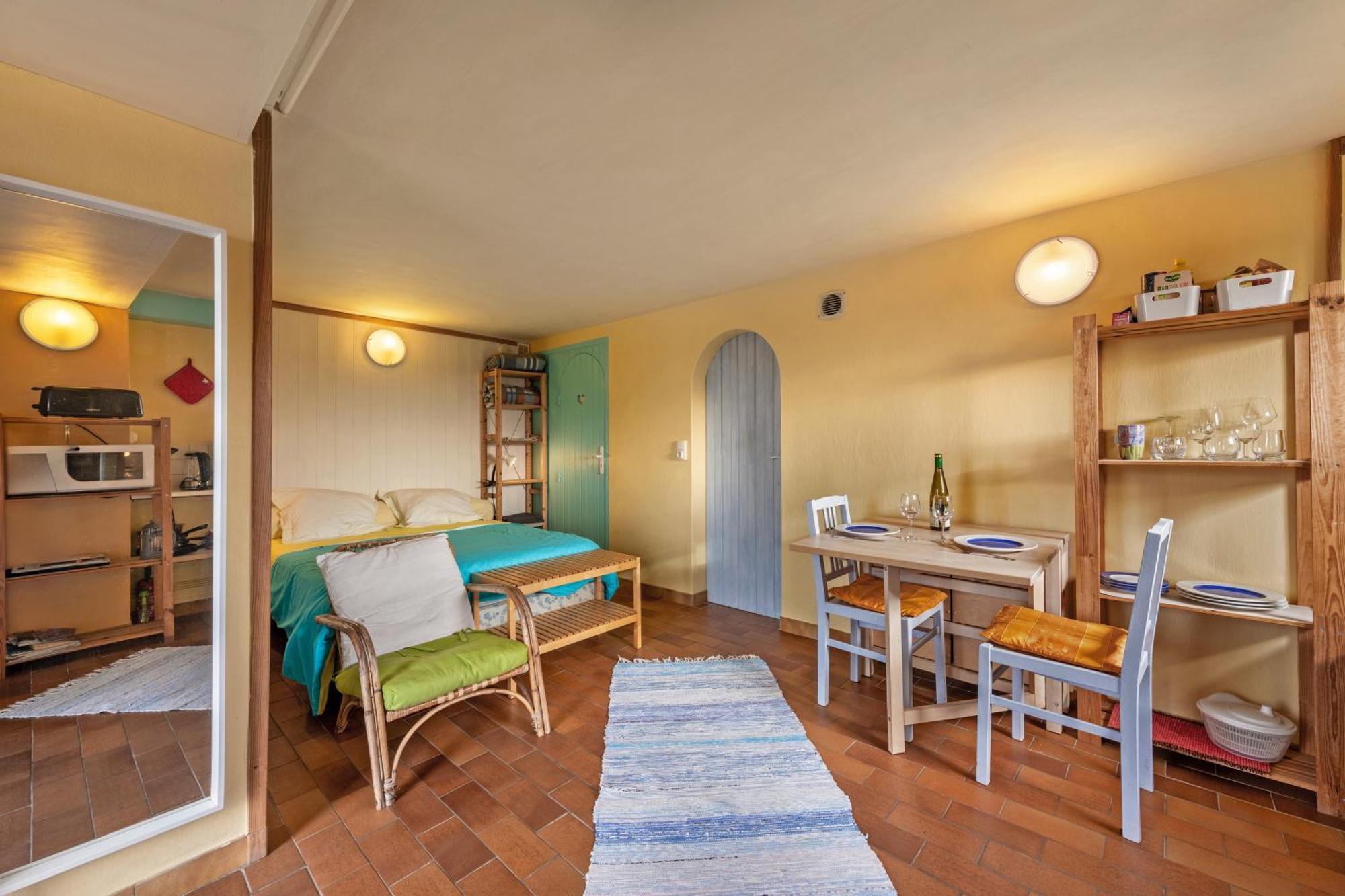 Studio Vue Sur Mer Plomodiern Luaran gambar